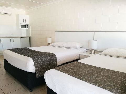 Augathella Motel & Caravan Park - Kempsey Accommodation 0