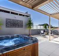 Aura 13 - Shoal Bay - Kempsey Accommodation