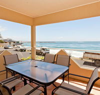 Avalon 2- uninterrupted views- almost on the beach - Kempsey Accommodation