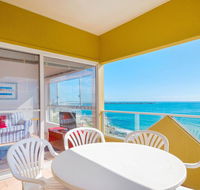 Avalon 4 - right across the road from convent beach - uninterrupted views - Kempsey Accommodation