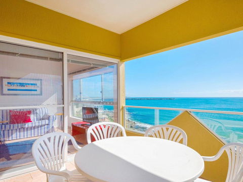 Avalon 4 - Right Across The Road From Convent Beach - Uninterrupted Views - Kempsey Accommodation 0