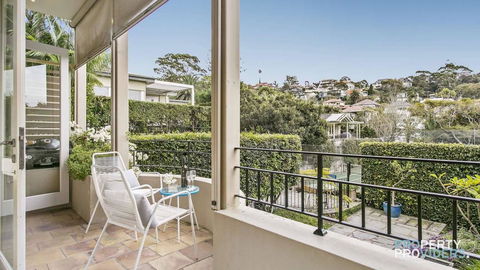 Awaba Aquatic - Footsteps To Balmoral Beach - Kempsey Accommodation 3