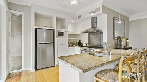 Awaba Aquatic - Footsteps To Balmoral Beach - Kempsey Accommodation 2