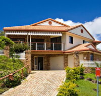 Away on Massinger Street - Kempsey Accommodation