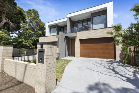 AZURE - ROSEBUD - Kempsey Accommodation 2