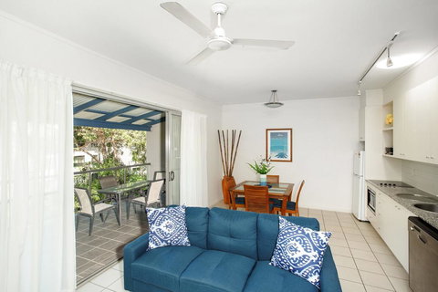 Baden 51 - Rainbow Shores, Air Conditioned, Walk To Beach, Swimming Pools - Kempsey Accommodation 0