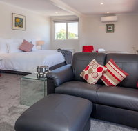 Balconies Lakeside - Kempsey Accommodation