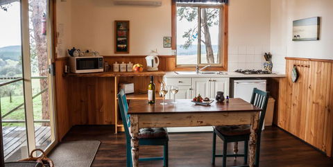 Balingup Heights Hilltop Forest Cottages - Kempsey Accommodation 3