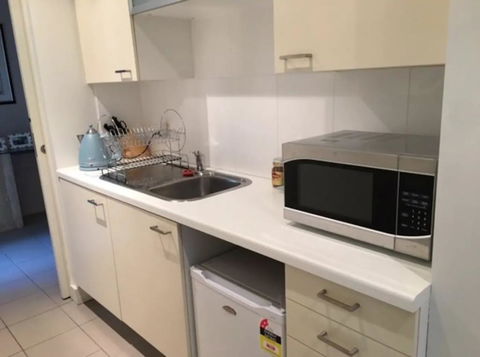 Balmoral Retreat A Garden Haven, 2 Min To Beach - Kempsey Accommodation 2
