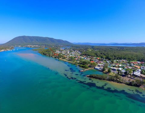 BANYANDAH 557 Ocean Drive NH - Kempsey Accommodation 1