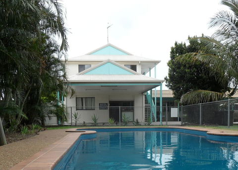 Bargara Beach Motor Inn - Kempsey Accommodation 0