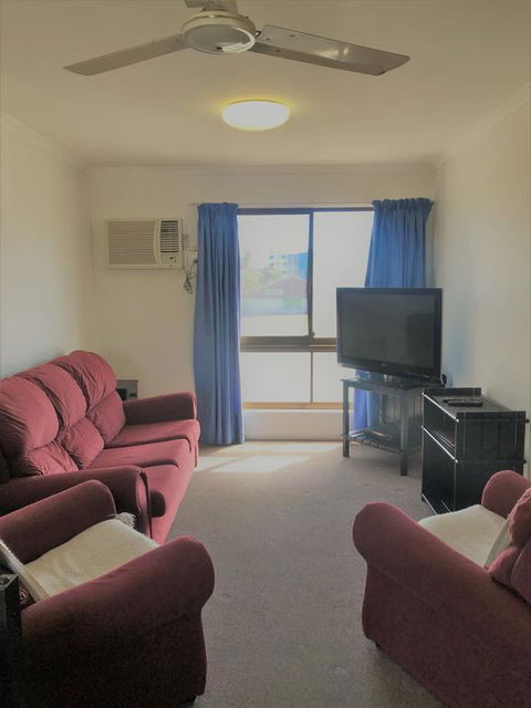 Bargara Beach Motor Inn - Kempsey Accommodation 3