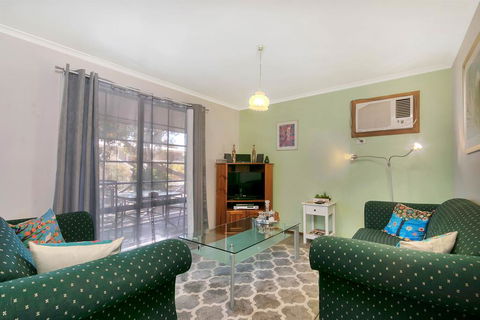 Barossa Country Cottages - Kempsey Accommodation 3