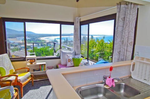 Barrels Beach House, 28 Dulconghi Street - Kempsey Accommodation 3
