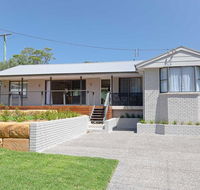 Bay Dream Believer' 16 Verona Road - pet friendly Boat Parking  WIFI - Kempsey Accommodation
