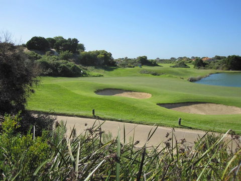 Beach And Golf Hideaway - Kempsey Accommodation 1