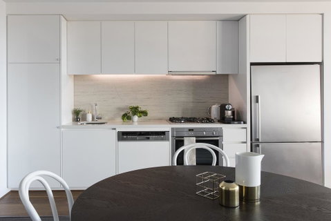 Beach Apartment Port Melbourne - Kempsey Accommodation 1