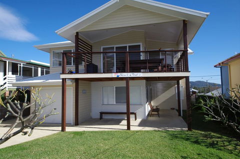 Beach Club 1, 5 Gowing Street - Kempsey Accommodation 0