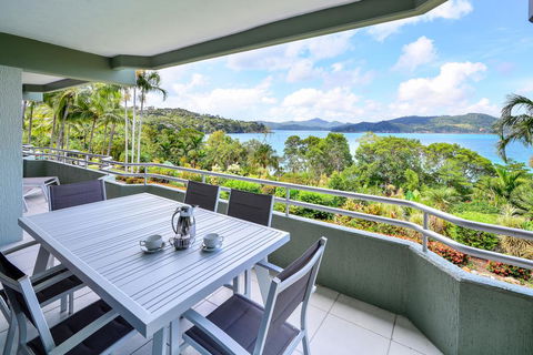Beach Front Lagoon Lodge Apartments - Kempsey Accommodation 0