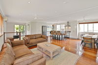 Book Alexandra Headland Accommodation Vacations Kempsey Accommodation Kempsey Accommodation