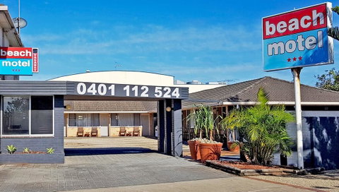 Beach Motel Woolgoolga - Kempsey Accommodation 0