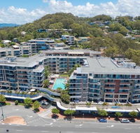 Beach Side Ocean Burleigh Heads 3 bedroom Family Accomodation - Kempsey Accommodation
