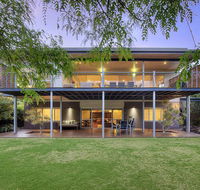 BeachBlu Holiday Home - Kempsey Accommodation