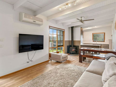 Beachcomber Bliss - Kempsey Accommodation 2