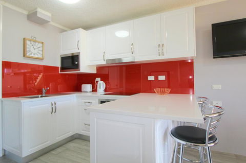 Beachfront 2, 25 Willow Street - Kempsey Accommodation 1