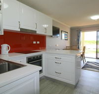 Beachfront 2 25 Willow Street - Kempsey Accommodation