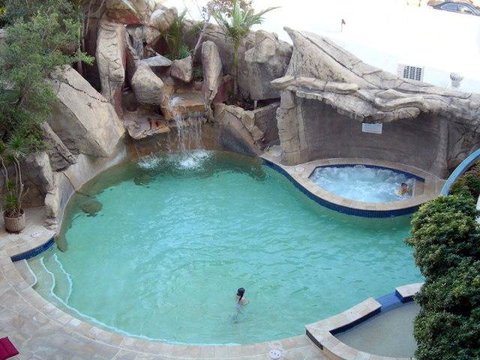 Beachfront Mooloolaba Apartment - Kempsey Accommodation 3