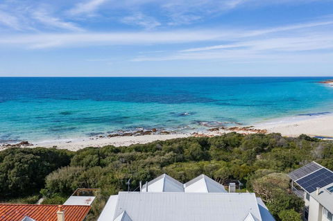 Beachfront On Eagle Bay - Kempsey Accommodation 0