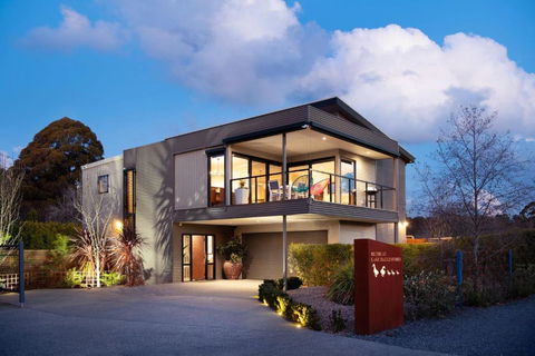 Retreat Lake Daylesford - Free Wifi - Kempsey Accommodation 0