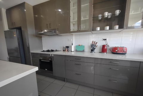 Resort Style 1 Or 2 Bedroom With Pool And Free Parking - Kempsey Accommodation 2