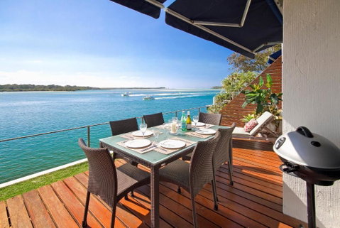 Riverfront Apartment, Perfect Location - Kempsey Accommodation 1