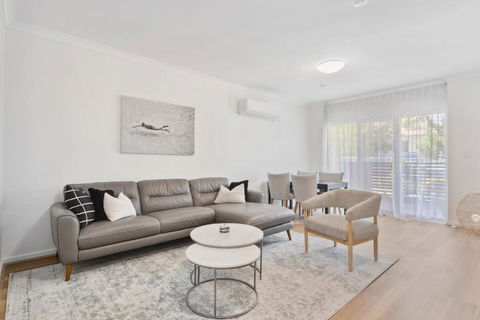 REGL20/11 - Regal In East Perth - Kempsey Accommodation 0