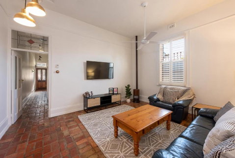 Renovated 2B 1B Victorian House In Princes Hill - Kempsey Accommodation 1