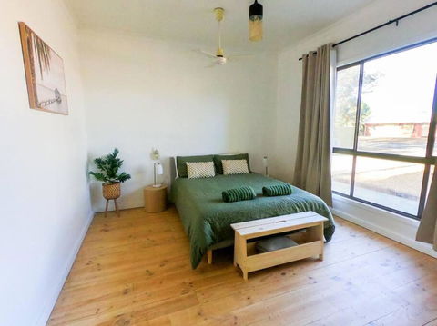 Renovated 3BD With Pool And Spa Bath - Kempsey Accommodation 3