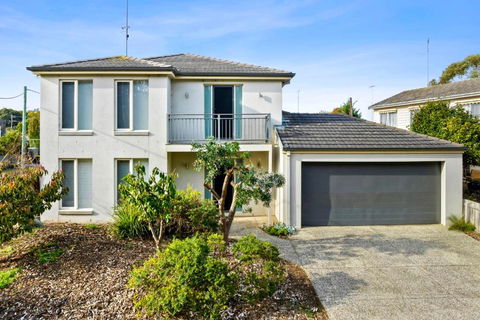 Retreat On Gairloch I Geelong River Hideaway - Kempsey Accommodation 0