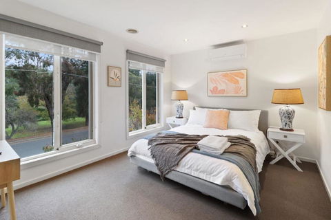 Retreat On Gairloch I Geelong River Hideaway - Kempsey Accommodation 3