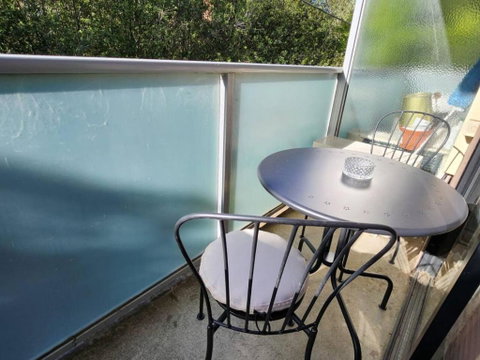Retro Rose St Kilda Mansions - Kempsey Accommodation 2