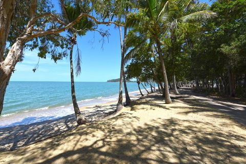 Ribbons Beachfront Apartments Clifton Beach - Kempsey Accommodation 1