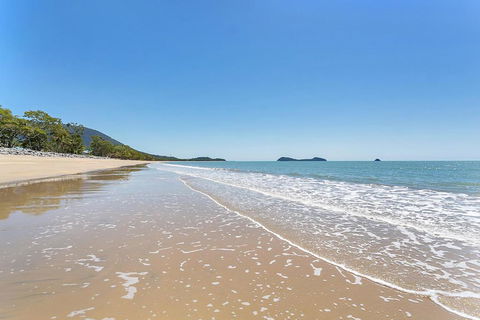 Ribbons Beachfront Apartments Clifton Beach - Kempsey Accommodation 2