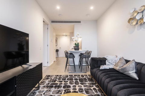 Ritzy Apartment In Iconic Australia 108 With Views - Kempsey Accommodation 2
