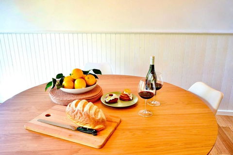 River Lea Cottage - Kempsey Accommodation 2