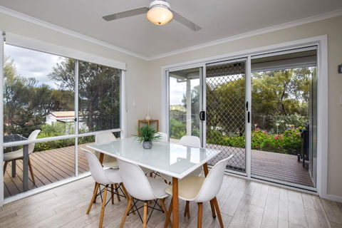 River Retreat - Kempsey Accommodation 0