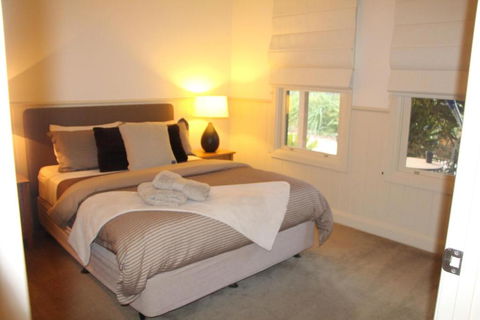 River Rock Cottage Centrally Located And Dog Friendly - Kempsey Accommodation 1