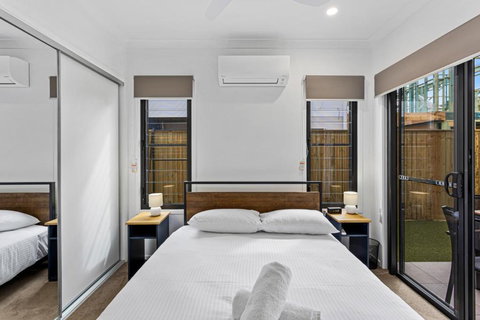 Riverside 3-Bed Home With Study Nook And BBQ - Kempsey Accommodation 2