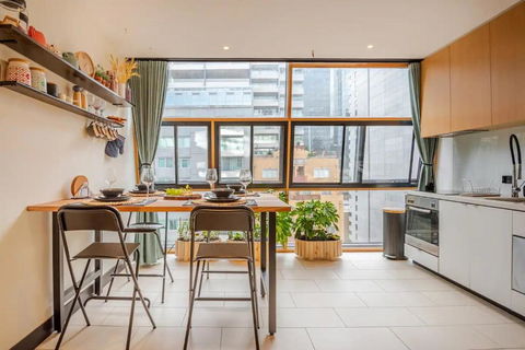 Riverside Apartment Melbourne CBD - Kempsey Accommodation 0