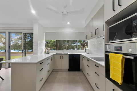 Riverside Serenity - Kempsey Accommodation 1